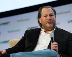 Salesforce’s Benioff pledges no ‘significant’ layoffs for 90s days
