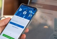 فیس بک میں ایک اکاؤنٹ میں کئی پروفائلز ایڈ کرنے کا فیچر